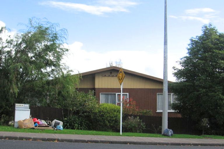 Photo of property in 11a Captain Scott Road, Glen Eden, Auckland, 0602
