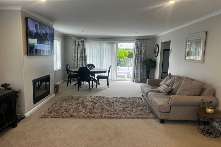 Photo of property in 5 Tucker Close, Leamington, Cambridge, 3432