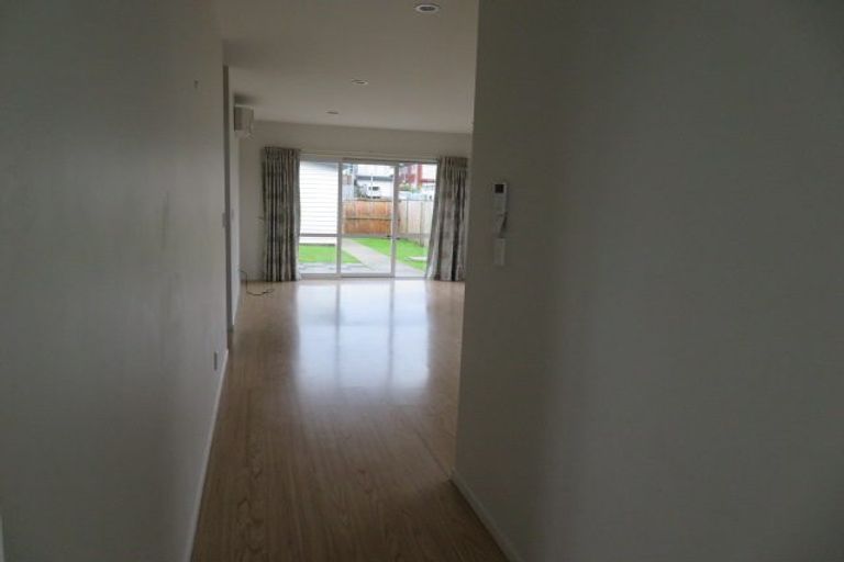 Photo of property in 70 Pencaitland Drive, Flat Bush, Auckland, 2019