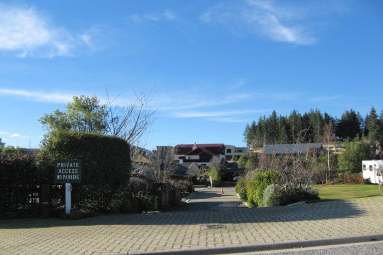 Photo of property in 14 Scaife Place, Wanaka, 9305