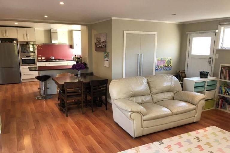 Photo of property in 28 Chelsea Street, Miramar, Wellington, 6022