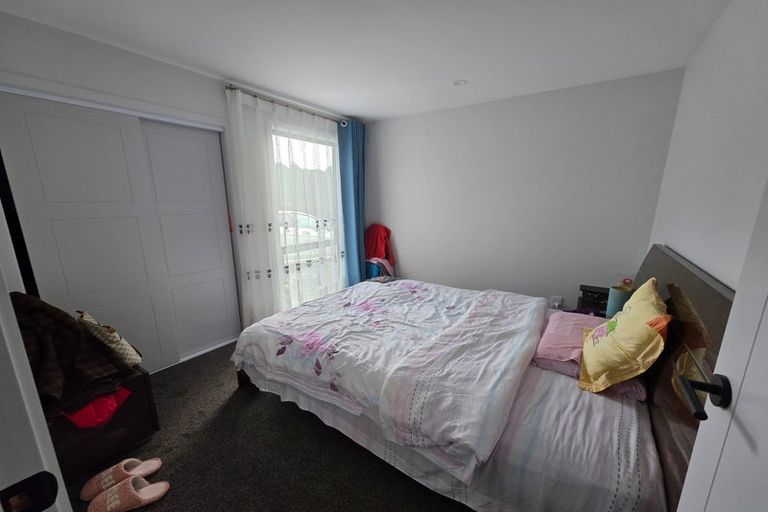 Photo of property in 63 Exploration Way, Whitby, Porirua, 5024