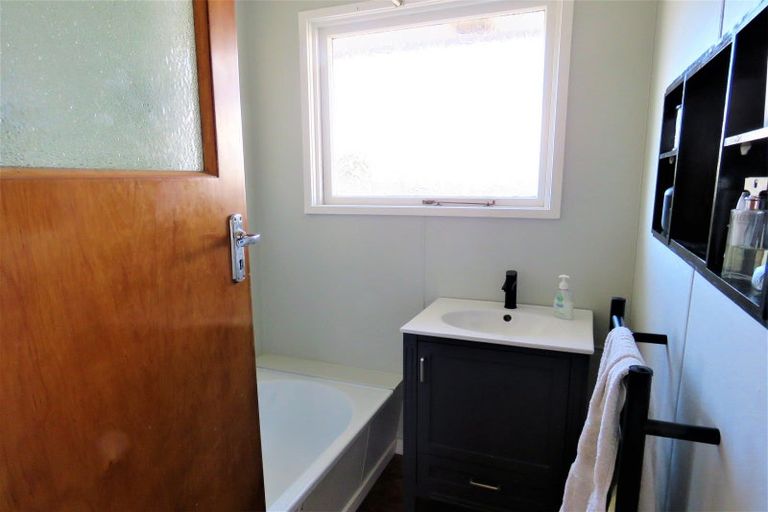 Photo of property in 50 Brougham Street, Westport, 7825