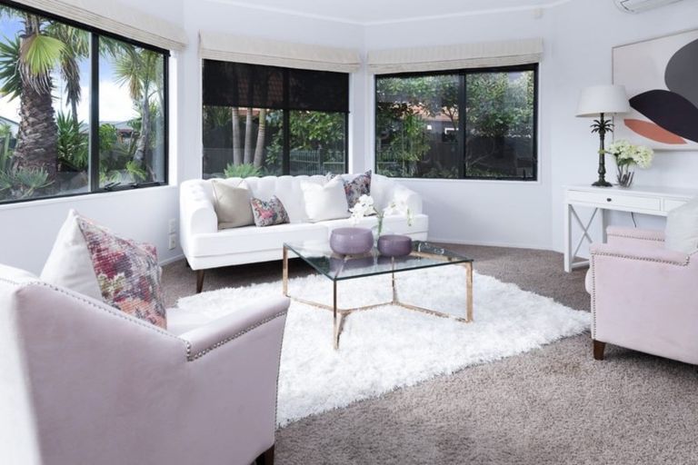 Photo of property in 7 Robina Court, Burswood, Auckland, 2013