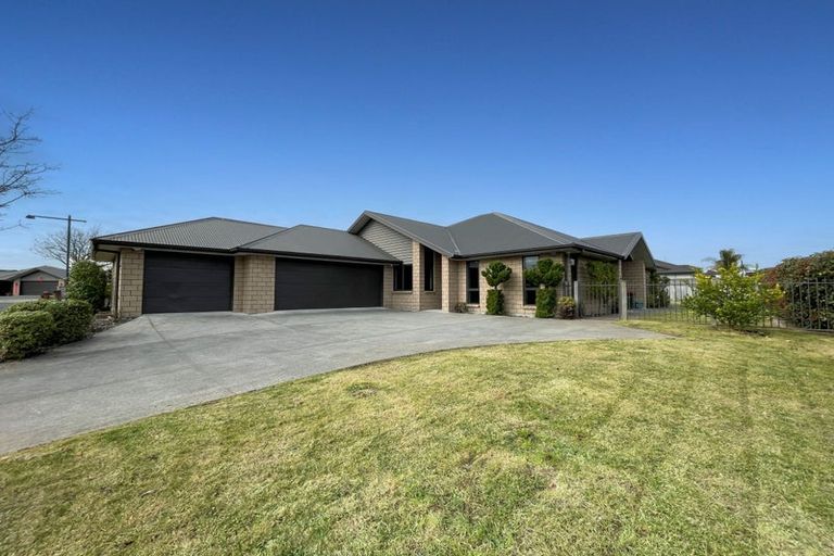Photo of property in 2 Sutherland Court, Flagstaff, Hamilton, 3210