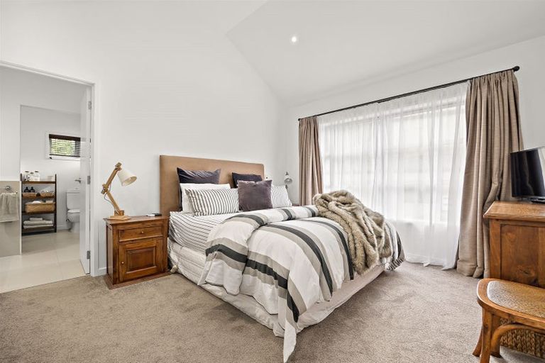 Photo of property in 49a Churchill Road, Cockle Bay, Auckland, 2014