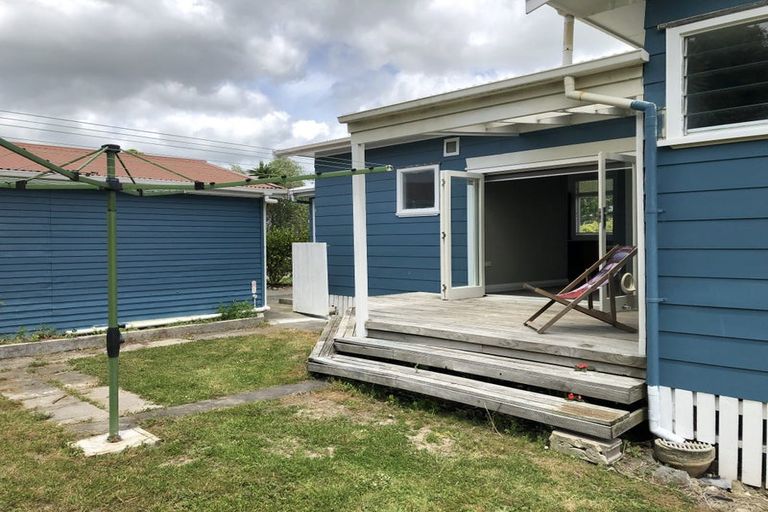 Photo of property in 40 Awaroa Road, Helensville, 0800