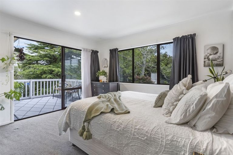 Photo of property in 2/37 Manuka Road, Bayview, Auckland, 0629