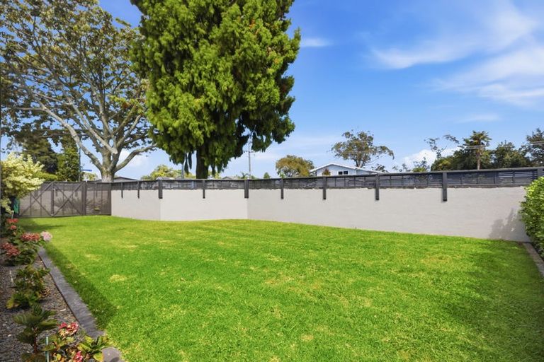 Photo of property in 1 Pembroke Drive, Bethlehem, Tauranga, 3110