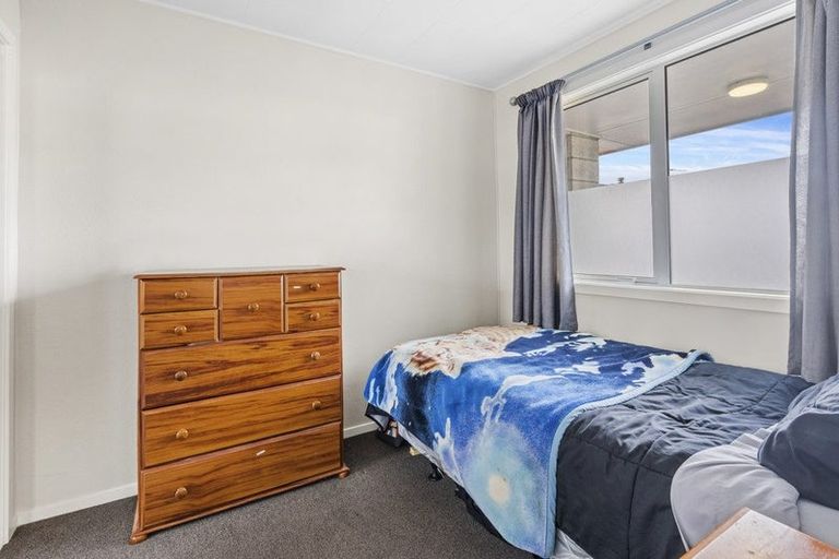 Photo of property in 1/12 Wilford Street, Wallaceville, Upper Hutt, 5018