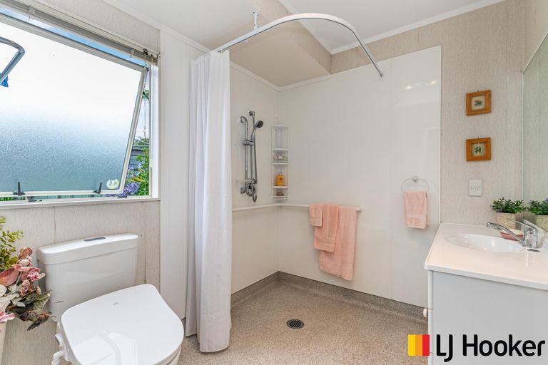 Photo of property in 29 Tington Avenue, Wattle Downs, Auckland, 2103