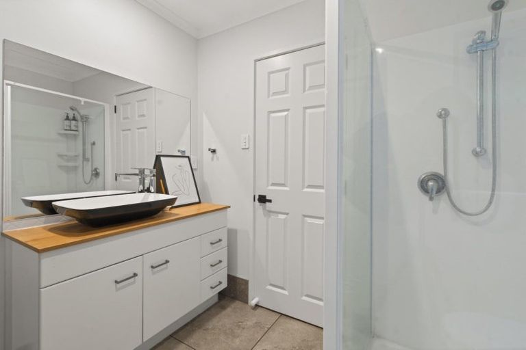 Photo of property in 51b Meadowland Street, Matua, Tauranga, 3110