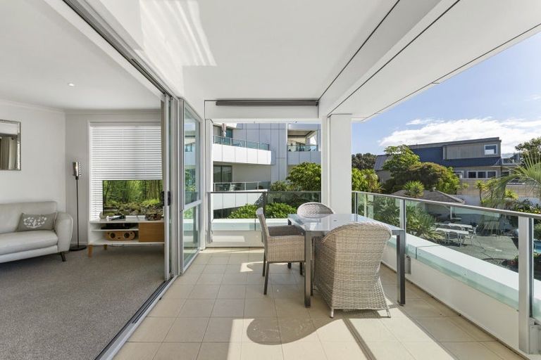 Photo of property in 210/136 Marine Parade, Mount Maunganui, 3116