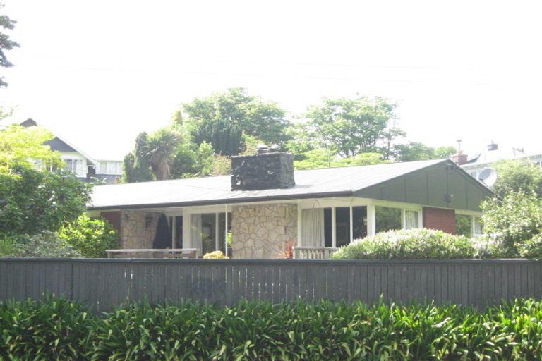 Photo of property in 27 Aynsley Terrace, Hillsborough, Christchurch, 8022