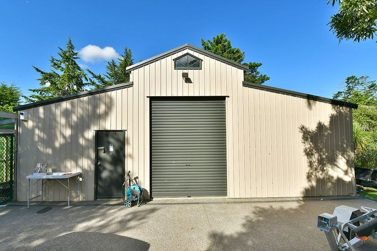 Photo of property in 191 Trigg Road, Kumeu, 0891