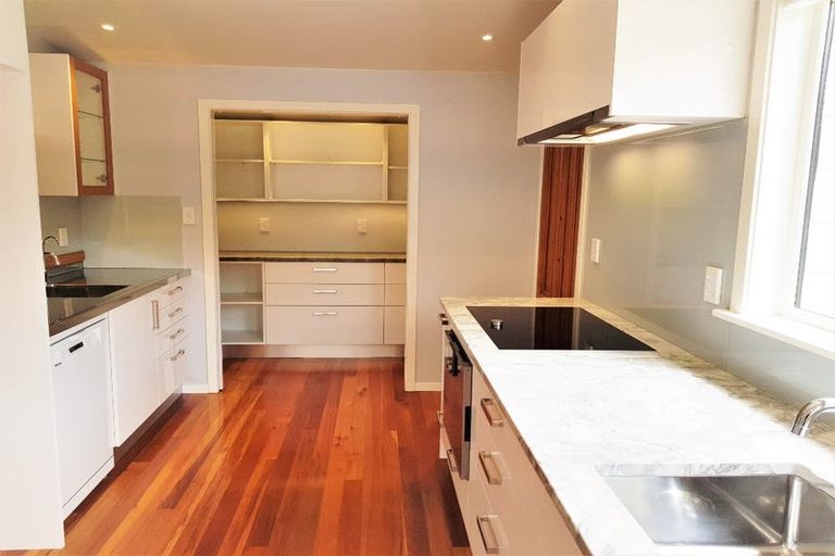 Photo of property in 128 Derwent Street, Island Bay, Wellington, 6023