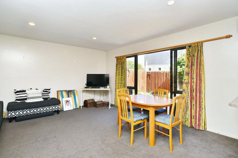 Photo of property in 27 Parade Court, Addington, Christchurch, 8024