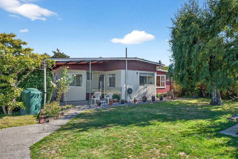 Photo of property in 30 Victoria Street, Carterton, 5713