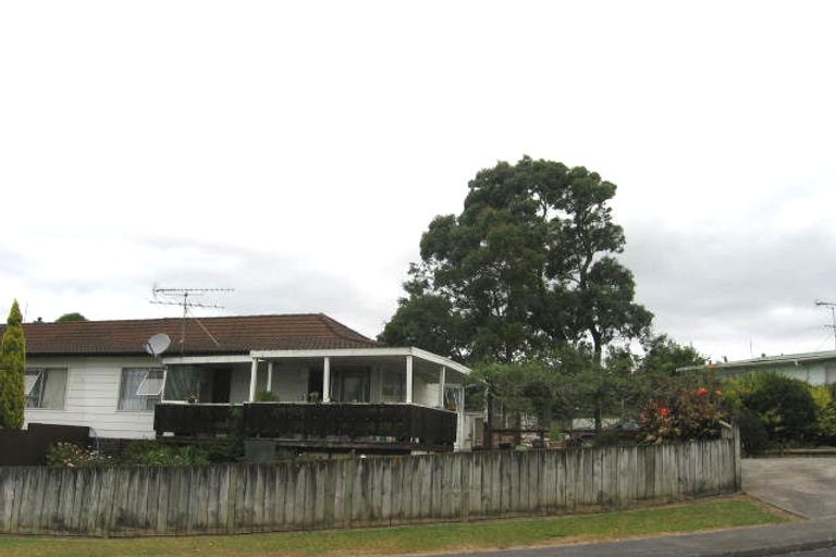 Photo of property in 1/18 Flaxdale Street, Birkdale, Auckland, 0626