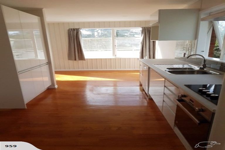 Photo of property in 93 Fairclough Road, Beach Haven, Auckland, 0626