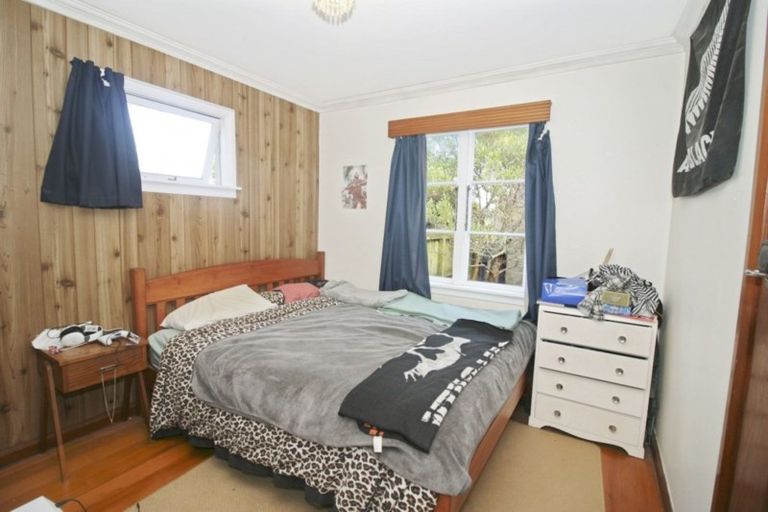 Photo of property in 51a Omata Road, Marfell, New Plymouth, 4310