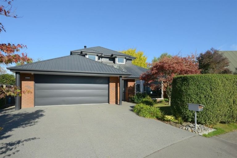 Photo of property in 12 Pasadena Place, Harewood, Christchurch, 8051