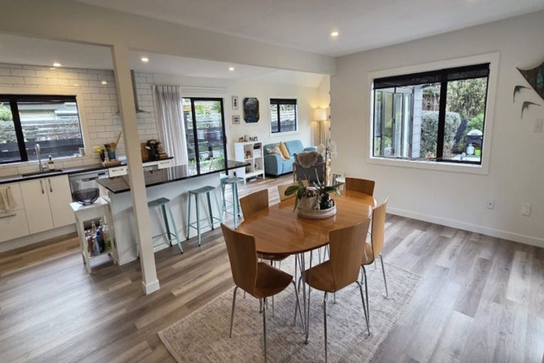 Photo of property in 36 Heberden Avenue, Sumner, Christchurch, 8081