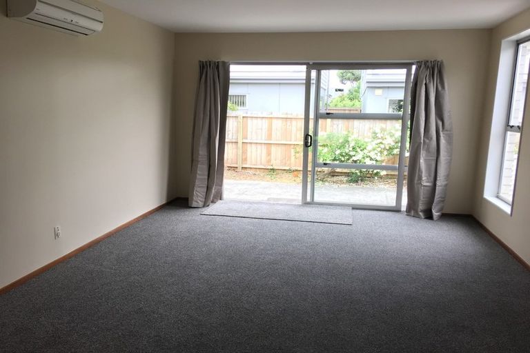 Photo of property in 2/66 Elizabeth Street, Riccarton, Christchurch, 8041