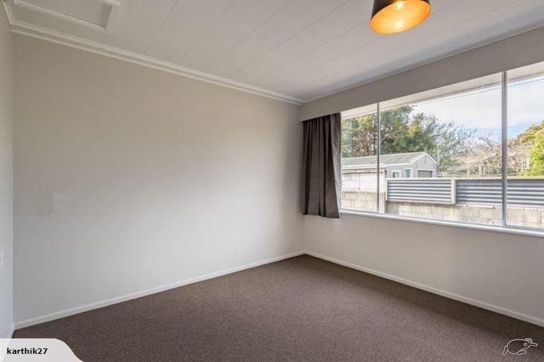 Photo of property in 2/39 Palmer Court, Silverstream, Upper Hutt, 5019