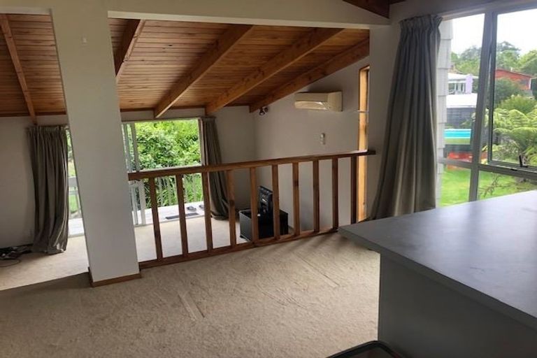 Photo of property in 27a Kenmure Avenue, Forrest Hill, Auckland, 0620