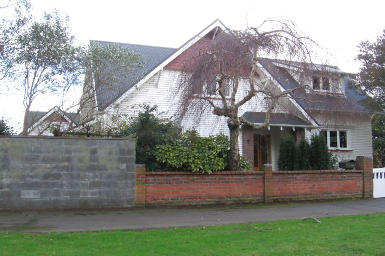 Photo of property in 37 Langston Avenue, Palmerston North, 4414