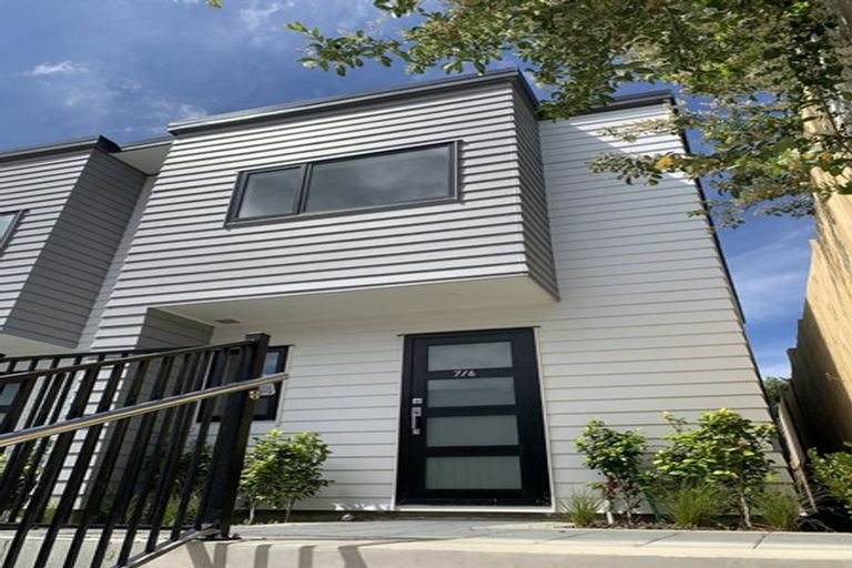 Photo of property in 7/6 South Pacific Place, Henderson, Auckland, 0612