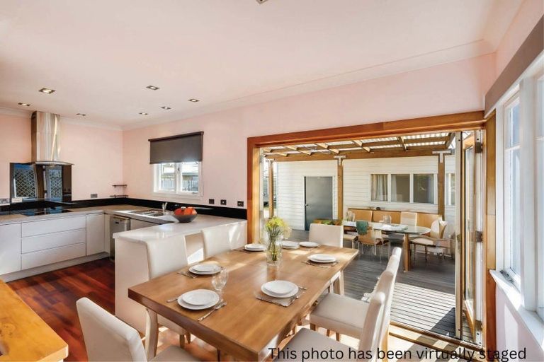 Photo of property in 1404 Jellicoe Street, Mayfair, Hastings, 4122