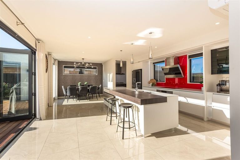 Photo of property in 46 Luxembourg Crescent, Halswell, Christchurch, 8025