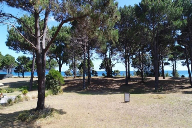 Photo of property in 790 Matarangi Drive, Matarangi, Whitianga, 3592