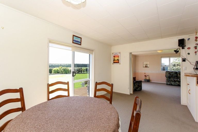 Photo of property in 309 Manutahi Road, Lepperton, New Plymouth, 4372