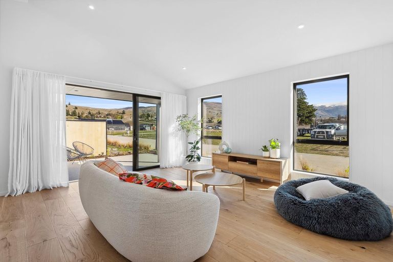 Photo of property in 9 Sandstorm Way, Cromwell, 9310