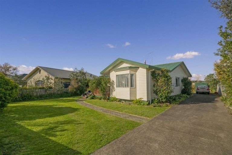 Photo of property in 14 Protea Crescent, Whitianga, 3510