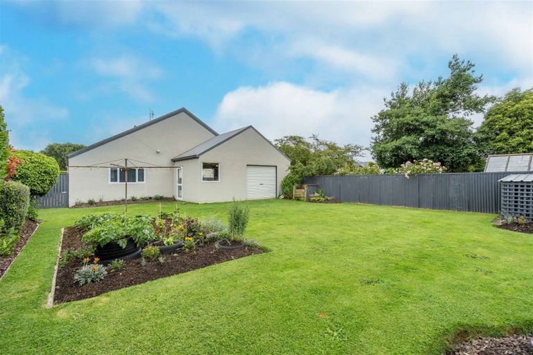 Photo of property in 21 Sydney Street, Windsor, Invercargill, 9810