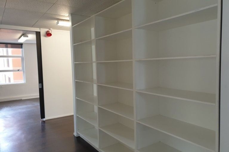 Photo of property in Molesworth House, 9/101a Molesworth Street, Thorndon, Wellington, 6011