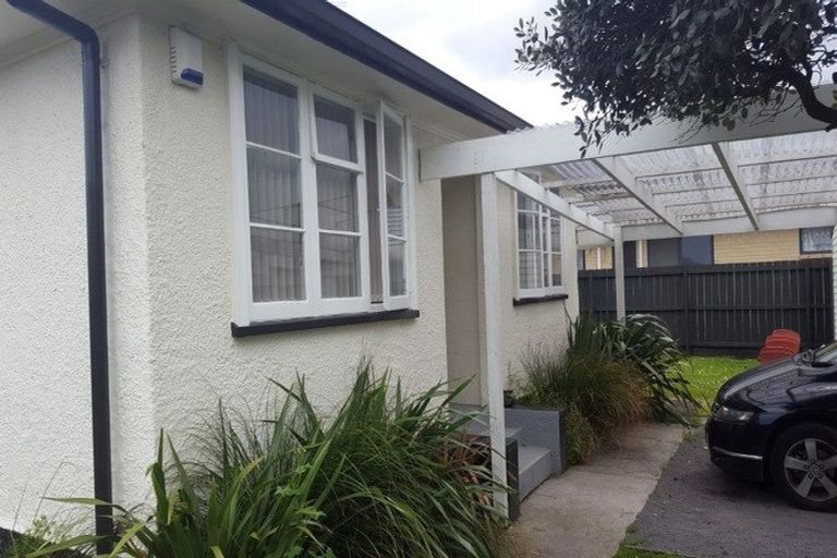 Photo of property in 1/22 Sturdee Road, Manurewa, Auckland, 2102