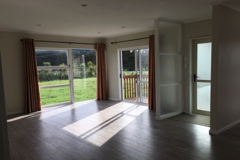 Photo of property in 751 Settlement Road, Hakaru, Wellsford, 0975