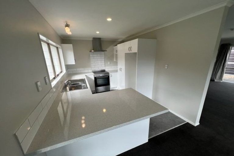 Photo of property in 105 Browning Street, Leamington, Cambridge, 3432