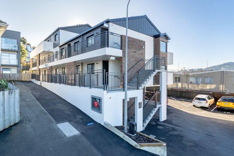 Photo of property in 17/23 London Street, Dunedin Central, Dunedin, 9016