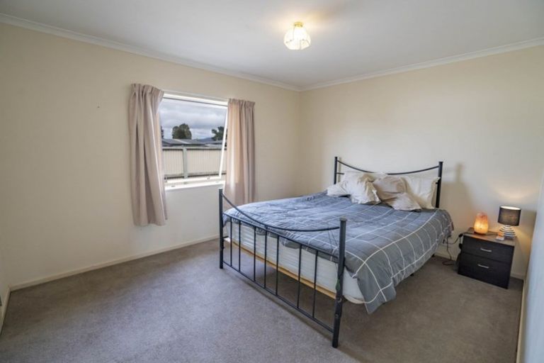 Photo of property in 11 Orbell Crescent, Te Anau, 9679
