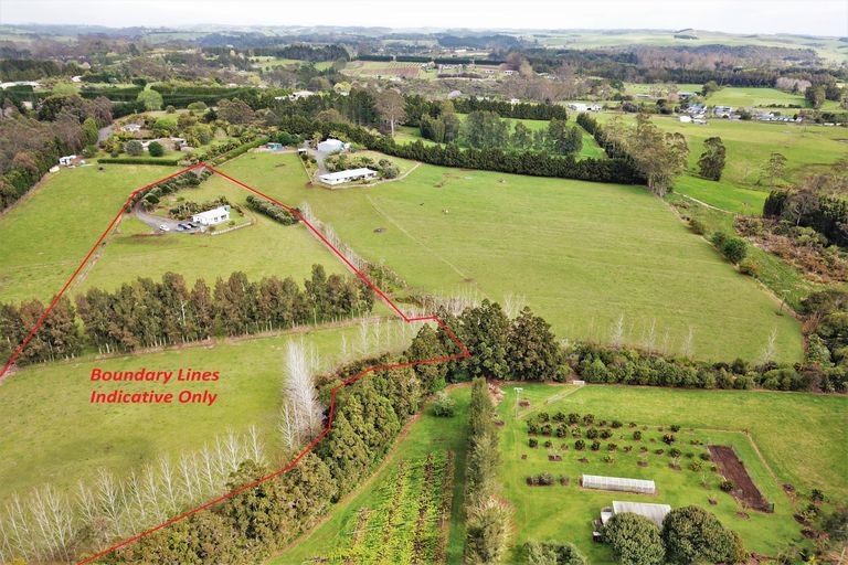 Photo of property in 121d Waimate North Road, Kerikeri, 0293