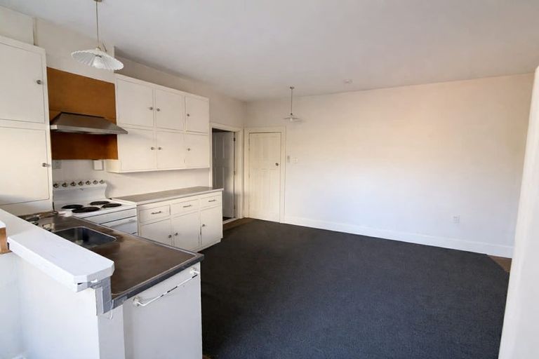 Photo of property in 291 Riccarton Road, Upper Riccarton, Christchurch, 8041