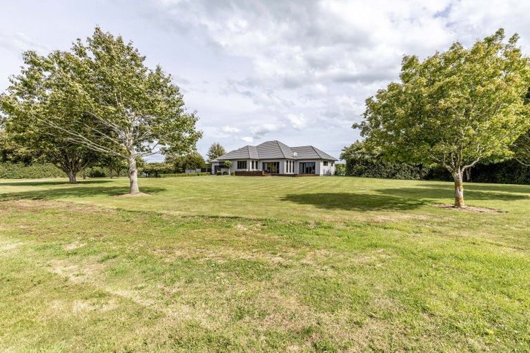 Photo of property in 64 Winton Wreys Bush Highway, Winton, 9783