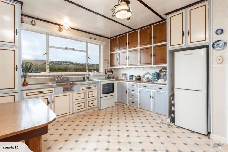 Photo of property in 13 Clouston Street, Saint Martins, Christchurch, 8022