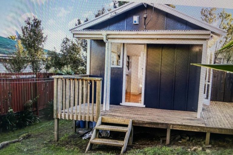 Photo of property in 377a Triangle Road, Henderson, Auckland, 0610